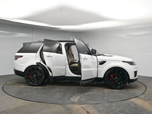 Used 2018 Land Rover Range Rover Sport SE image 50