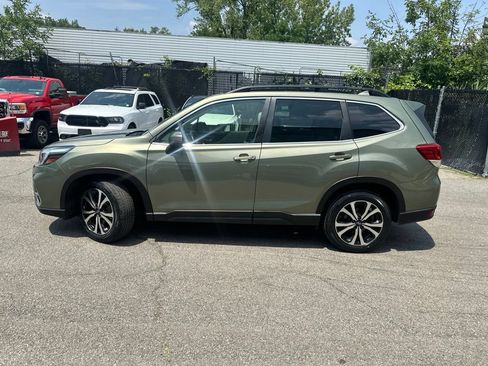 Used 2020 Subaru Forester Limited AWD/4WD image 3