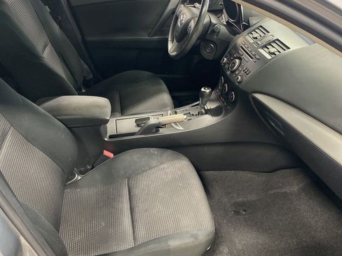 Used 2013 MAZDA MAZDA3 i Touring image 28