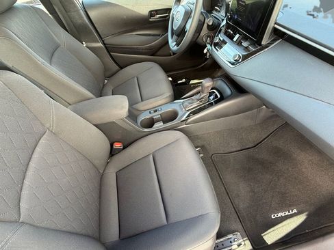 Certified 2023 Toyota Corolla LE image 34
