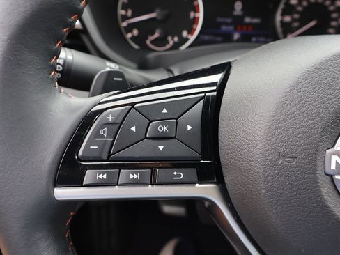 Used 2024 Nissan Altima 2.5 SR w/ SR Premium Package FWD image 21