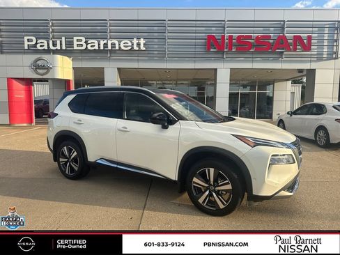 Certified 2021 Nissan Rogue Platinum FWD image 1