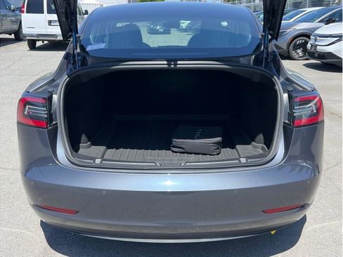Used 2019 Tesla Model 3 RWD image 5