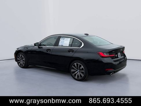 Used 2025 BMW 330i xDrive Sedan image 5