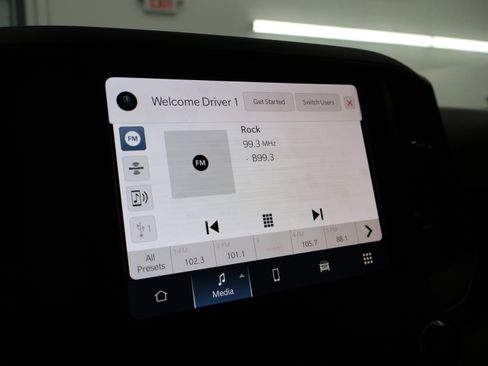 Used 2024 RAM 3500 Tradesman w/ Chrome Appearance Group image 11