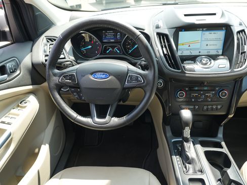Used 2017 Ford Escape Titanium w/ Equipment Group 301A AWD/4WD image 21