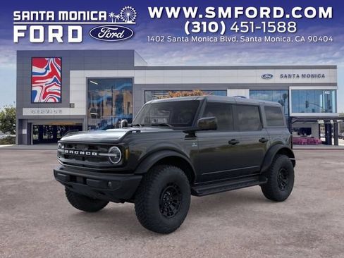 New 2026 Ford Bronco Outer Banks w/ Sasquatch Package AWD/4WD image 1