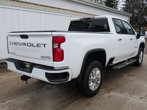 Used 2023 Chevrolet Silverado 2500 High Country w/ Technology Package image 7