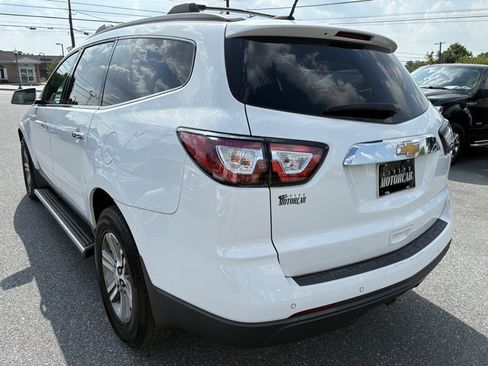 Used 2016 Chevrolet Traverse LT w/ Traveler's Package AWD/4WD image 4