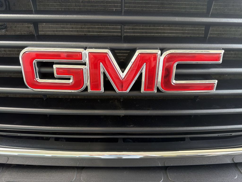 Certified 2025 GMC Savana 2500 w/ Driver Convenience Package RWD image 27