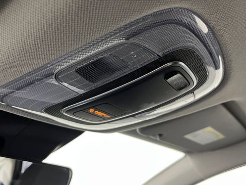 Used 2024 Hyundai Elantra SE image 27