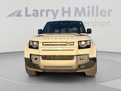 Used 2024 Land Rover Defender 130 S AWD/4WD image 8