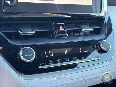 Used 2023 Toyota Corolla SE image 24