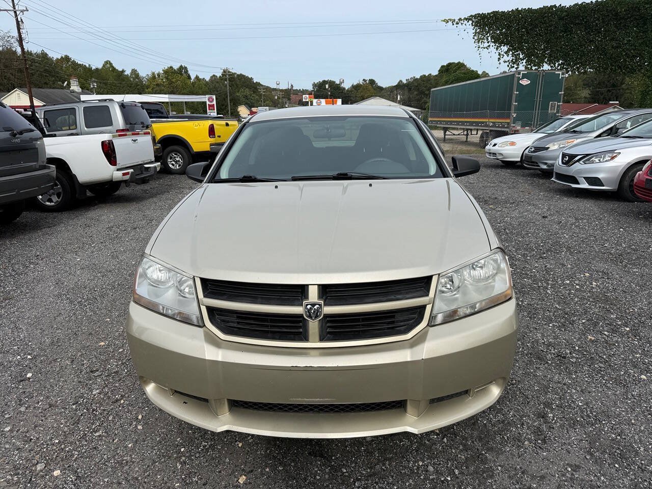 Used 2010 Dodge Avenger SXT FWD image 5