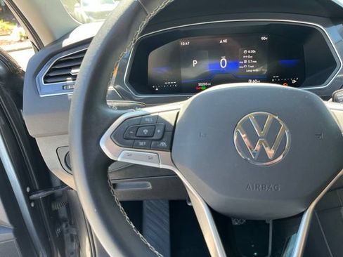 Used 2023 Volkswagen Tiguan SE FWD image 19