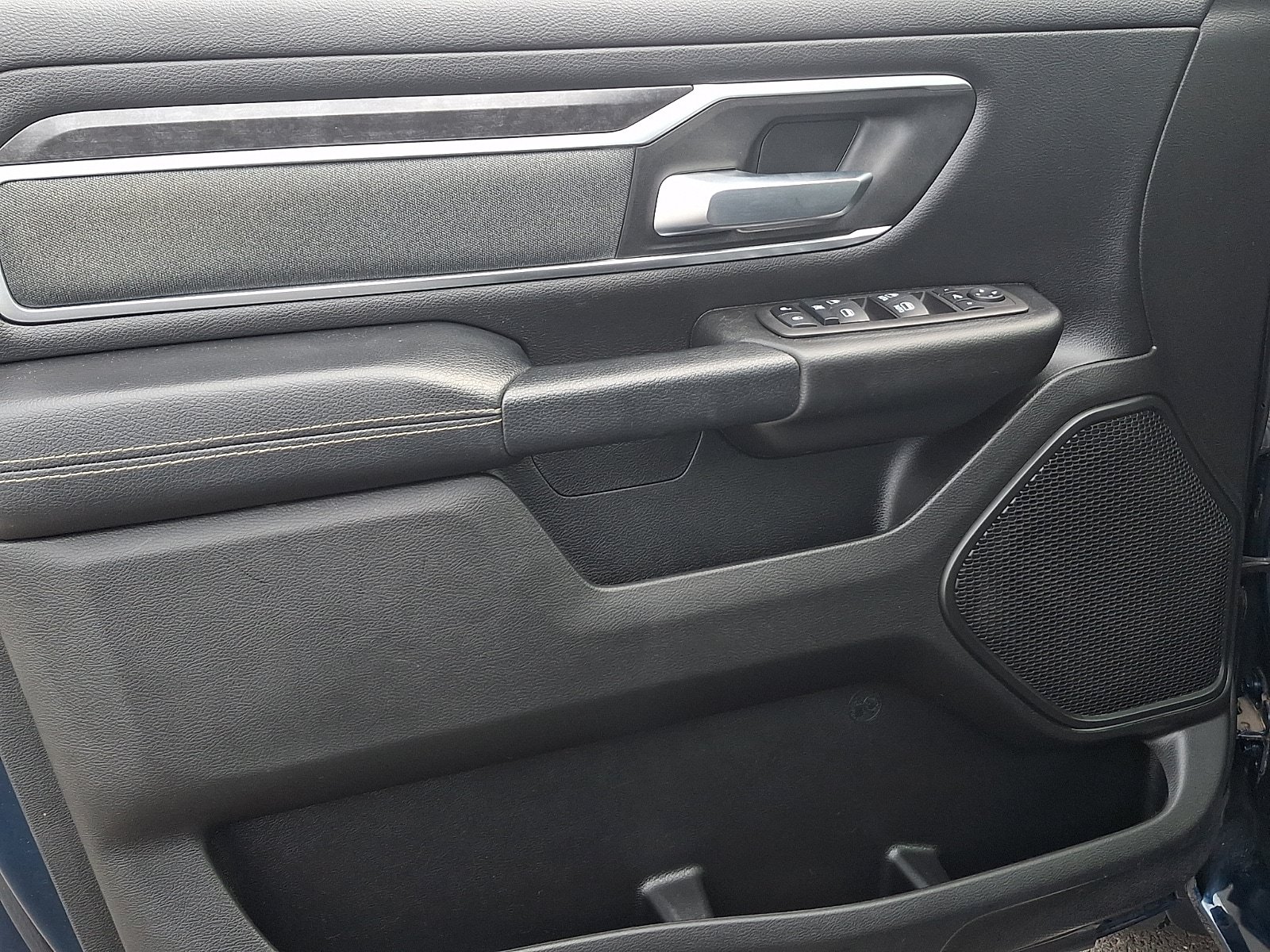 Certified 2023 RAM 1500 Big Horn AWD/4WD image 12
