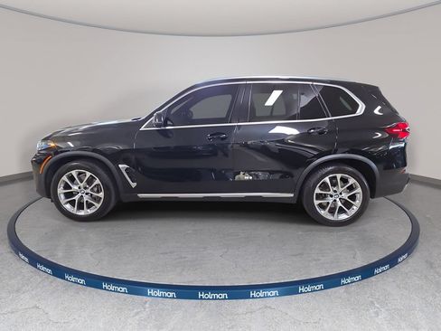 Used 2024 BMW X5 xDrive40i w/ Premium Package AWD/4WD image 9