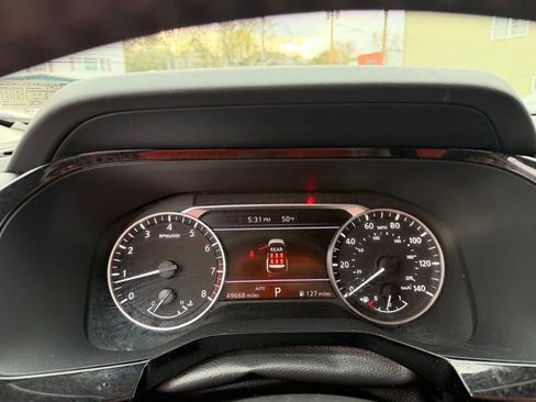 Used 2024 Nissan Pathfinder SV AWD/4WD image 17