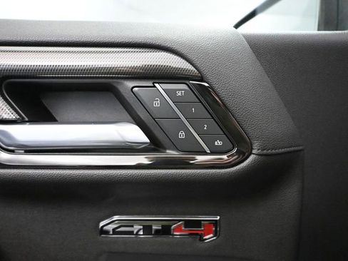 Used 2023 GMC Sierra 1500 AT4 w/ AT4 Preferred Package image 23