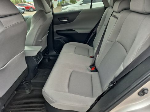 Certified 2023 Toyota Venza LE AWD/4WD image 17