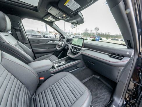 New 2026 Ford Explorer ST-Line image 28