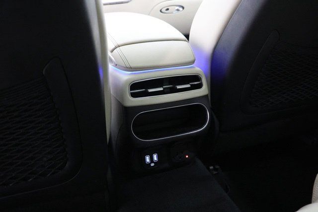 Used 2023 Genesis GV70 3.5T Sport w/ Sport Advanced Package AWD/4WD image 32