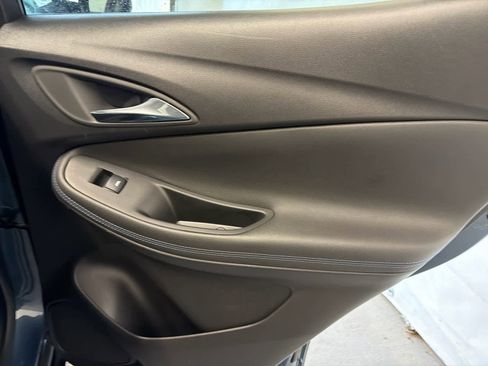 Used 2025 Buick Encore GX Sport Touring w/ Advanced Technology Package image 34