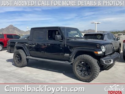 Used 2023 Jeep Gladiator Overland w/ Popular Equipment Package