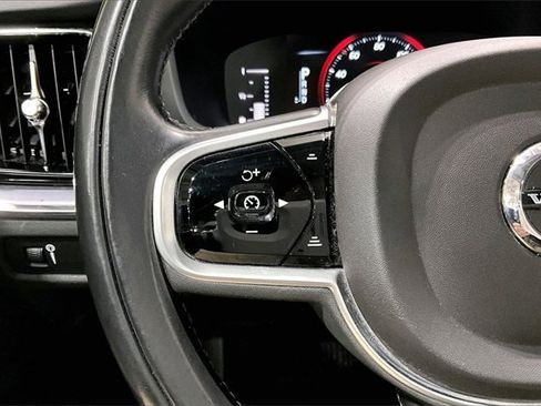 Used 2019 Volvo S60 T5 Momentum w/ Premium Package image 19