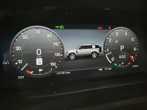 New 2026 Land Rover Defender 110 V8 AWD/4WD image 17