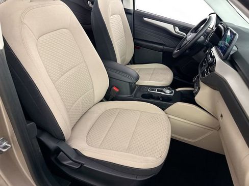 Used 2021 Ford Escape SE w/ Convenience Package image 42