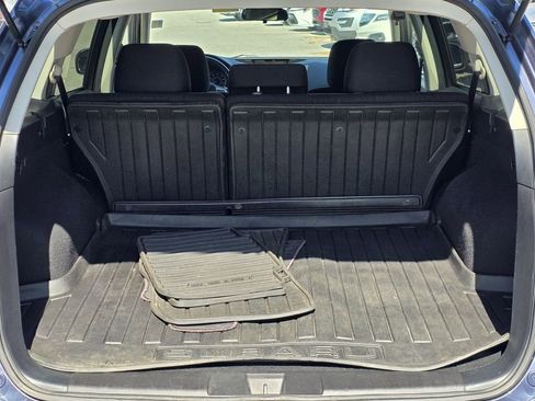 Used 2013 Subaru Outback 2.5i Premium w/ Popular Pkg 3 AWD/4WD image 9