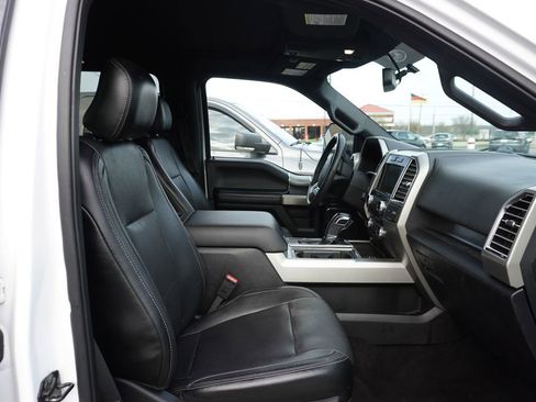 Used 2015 Ford F150 Lariat w/ Equipment Group 501A Mid image 8