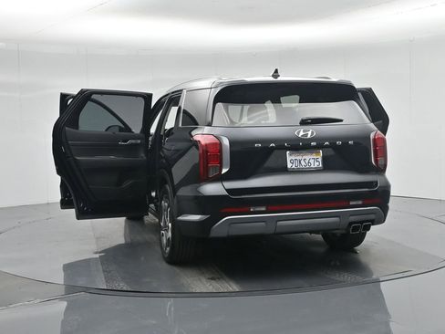 Used 2023 Hyundai Palisade Limited w/ Cargo Package image 36