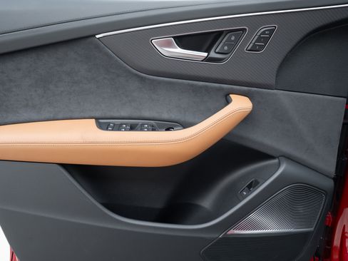 New 2026 Audi RS Q8 performance image 23