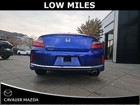 Used 2017 Honda Accord EX-L image 4