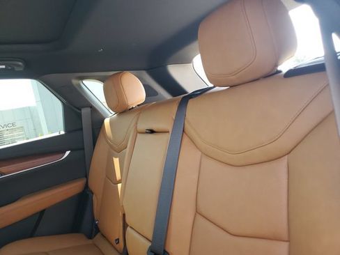 Certified 2023 Cadillac XT5 Premium Luxury w/ LPO, Floor Liner Package AWD/4WD image 29
