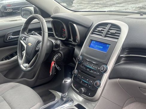 Used 2014 Chevrolet Malibu LS image 14