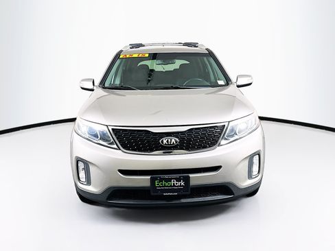 Used 2015 Kia Sorento LX FWD image 2
