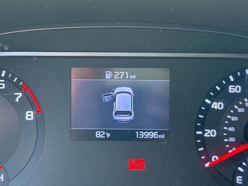 Used 2021 Kia Soul LX FWD image 30