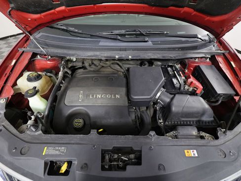 Used 2014 Lincoln MKX AWD w/ Equipment Group 102A image 40