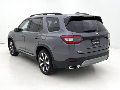 Used 2023 Honda Pilot Elite image 9