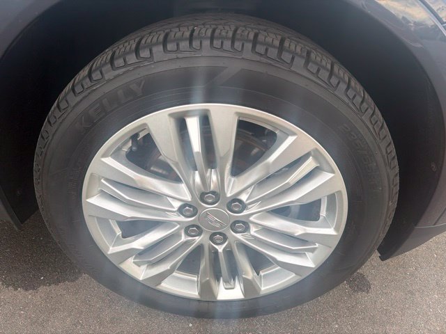 Used 2018 Cadillac XT5 Premium Luxury FWD image 4