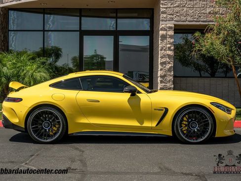 Used 2025 Mercedes-Benz AMG GT 63 image 9