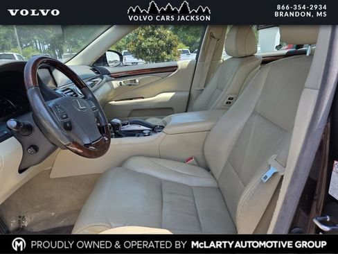 Used 2016 Lexus LS 460 AWD w/ Comfort Package image 14