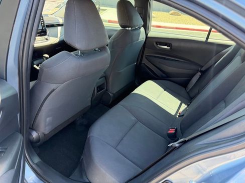 Used 2020 Toyota Corolla LE FWD image 17