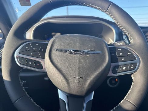 New 2026 Chrysler Pacifica Select image 20