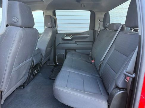 Used 2023 Chevrolet Silverado 1500 LT image 13