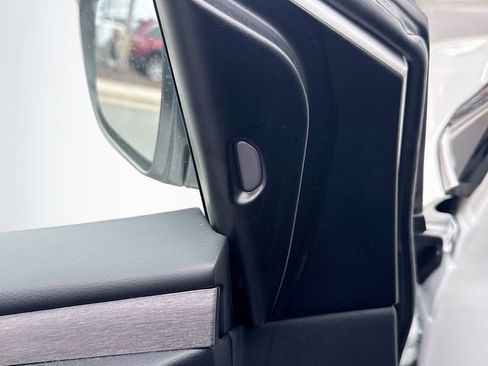 Used 2024 Nissan Murano SL image 24