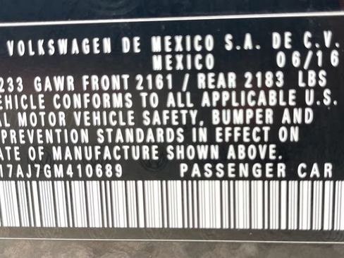 Used 2016 Volkswagen Jetta Sport FWD image 37